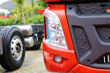 �������� ����H5�п� 270���� 4X2 9.6����ʽ�ػ���ͼƬ