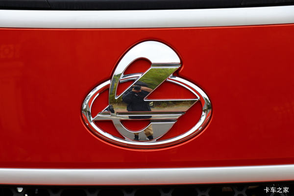 乘龙H5载货车行业最完美的中卡!我们承诺用不好全额退款!