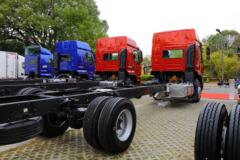 东风柳汽 乘龙H5中卡 270马力 4X2 9.6米厢式载货车(LZ5180XXYM5AB)