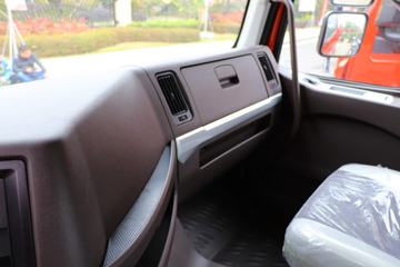 �������� ����H5�п� 270���� 4X2 9.6����ʽ�ػ���ͼƬ