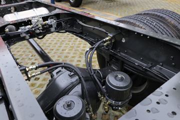 �������� ����H5�п� 270���� 4X2 9.6����ʽ�ػ���ͼƬ