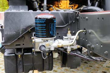 �������� ����H5�п� 270���� 4X2 9.6����ʽ�ػ���ͼƬ
