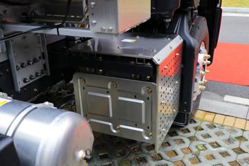 �������� ����H7�ؿ� 460���� 6X4 LNGǣ����(����)ͼƬ