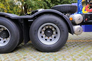 �������� ����H7�ؿ� 460���� 6X4 LNGǣ����(����)ͼƬ