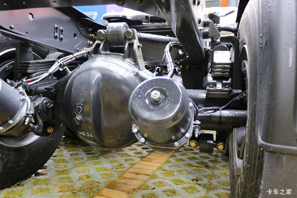 疫情期间特供乘龙H7牵引车仅售39万元起