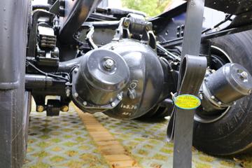 �������� ����H7�ؿ� 460���� 6X4 LNGǣ����(����)ͼƬ