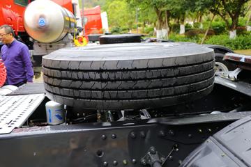 �������� ����H7�ؿ� 460���� 6X4 LNGǣ����(����)ͼƬ