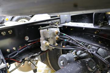 �������� ����H7�ؿ� 460���� 6X4 LNGǣ����(����)ͼƬ