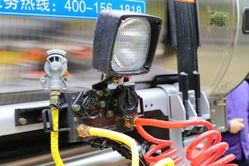 �������� ����H7�ؿ� 460���� 6X4 LNGǣ����(����)ͼƬ