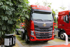 东风柳汽 乘龙H7重卡 2019款 460马力 8X4 9.6米载货车底盘(LZ1312H7FB) 东风柳汽 乘龙H7重卡 2019款 460马力 8X4 9.6米载货车底盘(LZ1312H7FB)