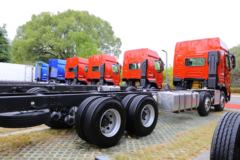 东风柳汽 乘龙H7重卡 460马力 8X4 9.47米栏板载货车(LZ1310H7FC1)