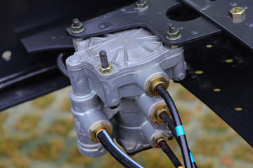 �������� ����H7�ؿ� 2019�� 460���� 8X4 9.6���ػ�������ͼƬ