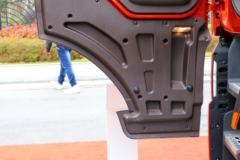 东风柳汽 乘龙H7重卡 460马力 8X4 9.47米栏板载货车(LZ1310H7FC1)