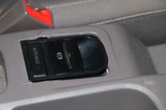 欧马可 智蓝 8.3T 自动挡 3.8米排半纯电动厢式轻卡109.7kWh