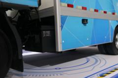 欧马可 智蓝 8.3T 自动挡 3.8米排半纯电动厢式轻卡109.7kWh