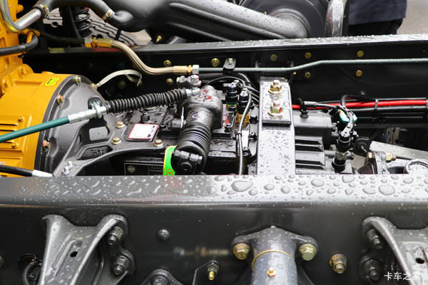 为回馈客户新乘龙M3自卸车仅售17.30万起