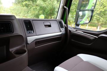 �������� ����H7 400���� 6X4 5.8����ж��(����)(LZ3250H7DC1)ͼƬ