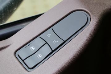 �������� ����H7 400���� 6X4 5.8����ж��(����)(LZ3250H7DC1)ͼƬ