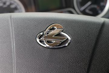 �������� �³���M3�п� 200���� 4X2 6.8����ʽ�ػ���(����)(LZ5180XXYM3AC1)ͼƬ