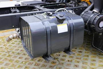 �������� �³���M3�п� 200���� 4X2 6.8����ʽ�ػ���(����)(LZ5180XXYM3AC1)ͼƬ