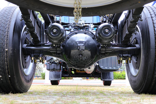 �Ż�0.5��&nbsp;��ɽ�����³���M3�ػ���������