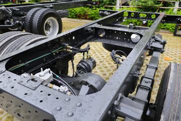 �������� �³���M3�п� 200���� 4X2 6.8����ʽ�ػ���(����)(LZ5180XXYM3AC1)ͼƬ