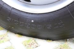 东风柳汽 新乘龙M3中卡 200马力 4X2 6.8米厢式载货车(国六)(LZ5180XXYM3AC1)