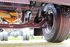 东风柳汽 新乘龙M3中卡 200马力 4X2 6.8米厢式载货车(国六)(LZ5180XXYM3AC1)