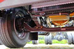 东风柳汽 新乘龙M3中卡 200马力 4X2 6.8米厢式载货车(国六)(LZ5180XXYM3AC1)