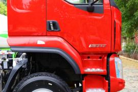 乘龙H5&nbsp;随车吊外观图片