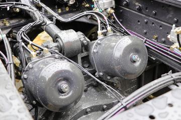 �������� ����H7 520���� 6X4 6����ж��(4050���)(LZ3254H7DB)ͼƬ