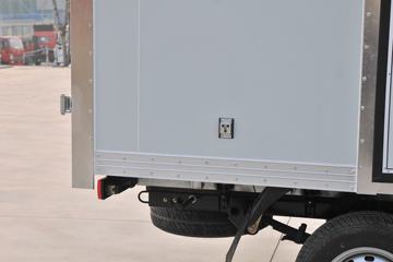 �ƿ�ŷ�� ����F3-1 1.5L 112���� ���� 3.08�׵�����ʽ΢��(����)ͼƬ