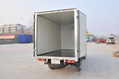 唐骏欧铃 赛菱F3-1 1.5L 112马力 汽油 3.08米单排厢式微卡(国六)(ZB5023XXYADC3L)
