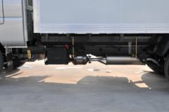 唐骏欧铃 赛菱F3 1.5L 112马力 汽油 3.08米单排厢式微卡(1.5T后桥)(国六)(ZB1030AD...