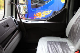 乘龙L3&nbsp;电动载货车内饰图片