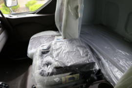 东风柳汽底盘&nbsp;电动垃圾车驾驶室图片