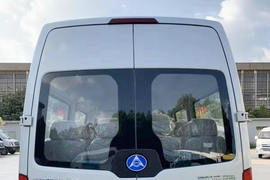 神州&nbsp;电动封闭厢货外观图片