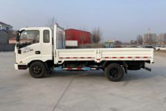 唐骏欧铃 T3系列 110马力 3.88米排半栏板轻卡(ZB1042JPD6V)