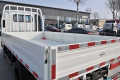 唐骏欧铃 T1系列 110马力 4.15米单排栏板轻卡(ZB1041KDD6V)