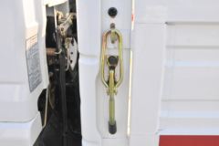 唐骏欧铃 T1系列 110马力 4.15米单排栏板轻卡(ZB1041KDD6V)