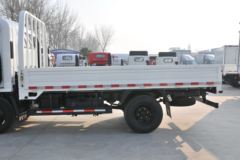 唐骏欧铃 T1系列 110马力 4.15米单排栏板轻卡(ZB1041KDD6V)