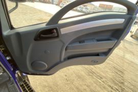 唐骏T6&nbsp;自卸车驾驶室                                               图片