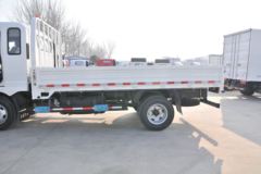 唐骏欧铃 T3系列 旗舰版 116马力 3.88米排半栏板轻卡(五十铃)(ZB1041JPD6V) 唐骏欧铃 T3系列 旗舰版 116马力 3.88米排半栏板轻卡(五十铃)(ZB1041JPD6V)