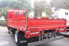 重汽王牌 瑞狮 130马力 4.15米单排栏板自动挡轻卡(国六)(CDW1040HA1Q6)