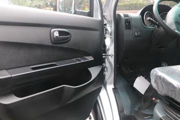 祐狮&nbsp;载货车驾驶室                                               图片