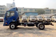 现代商用车 泓图200 116马力 4.095米单排厢式轻卡(CNJ5040XXYEDF33V)