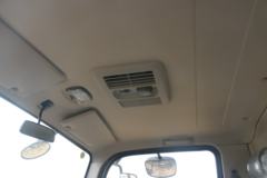 现代商用车 泓图300 116马力 4.18米单排厢式轻卡(CNJ5041XXYZDB33V)