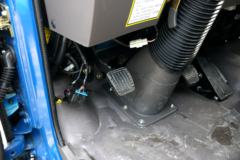 现代商用车 泓图200 116马力 4.095米单排厢式轻卡(CNJ5040XXYEDF33V)