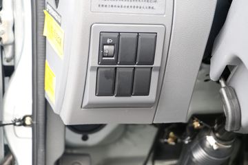 �ɵ���; DX 2.2L 130���� 3.95�׵�������΢��(����)ͼƬ