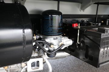 �ɵ���; DX 2.2L 130���� 3.95�׵�������΢��(����)ͼƬ